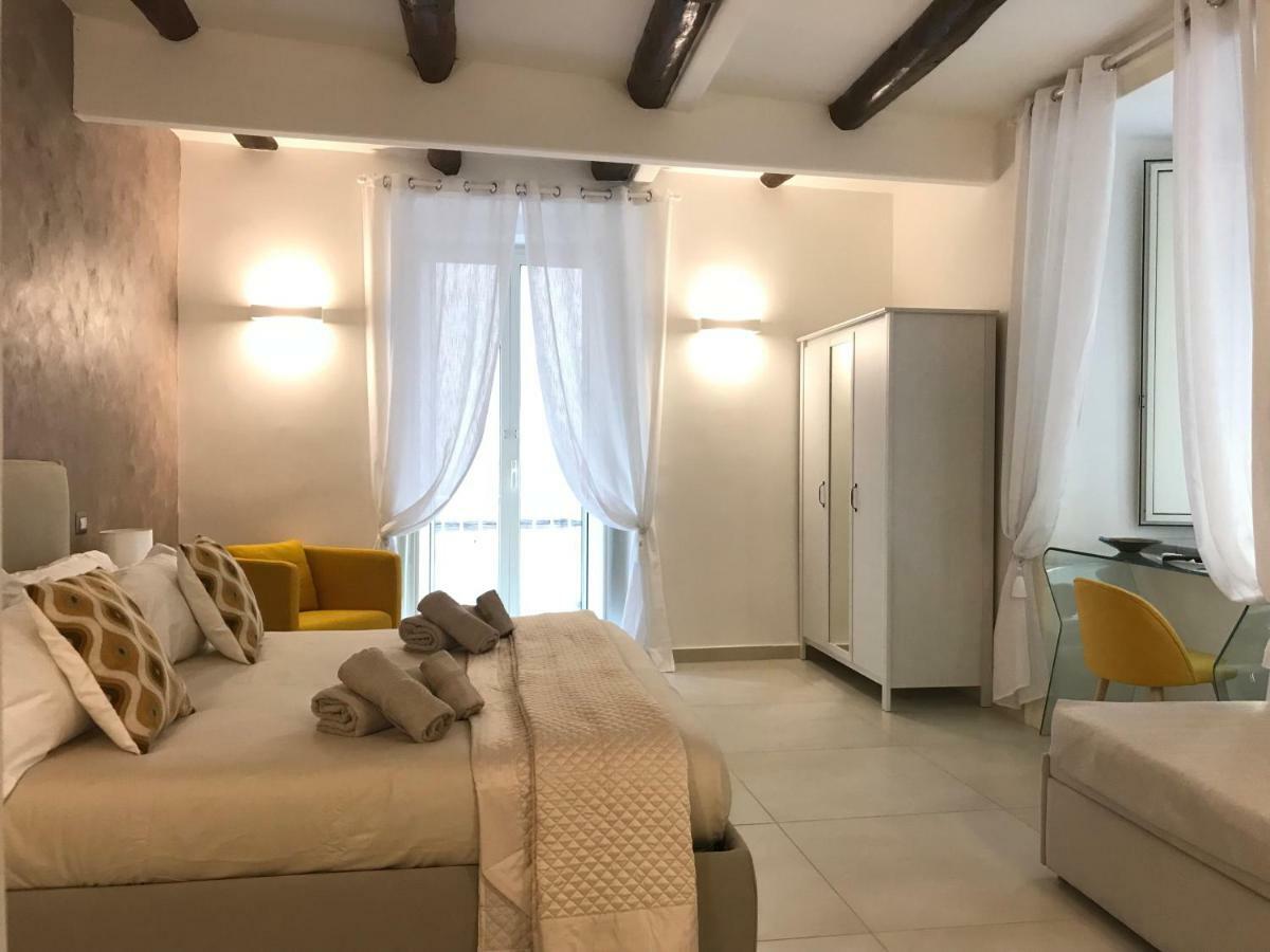Napoli Plebiscito Apartment Kültér fotó